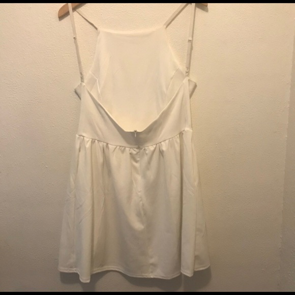 Beautiful White Tank Homecoming/Formal Dress - Picture 2 of 6